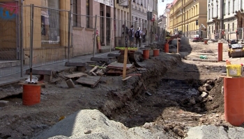 Rekonstrukce tramvajové trati v centru Olomouce pod taktovkou Eurovia CS je v plném proudu
