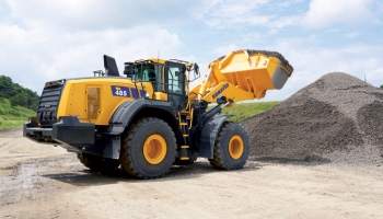 Komatsu představuje nové kolové nakladače WA475-11E0 a WA485-11E0