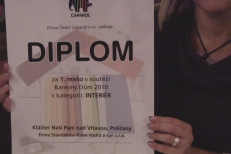 Caparol vyhlásil ceny soutěže Barevný dům 2010