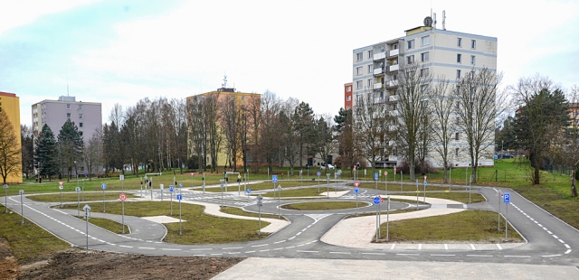 Děti v Zábřeze mají nové dětské dopravní hřiště