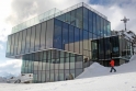Při výstavbě restaurace ICE Q v rakouském lyžařském centru Sölden byly použity kvalitní hliníkové fasádní systémy německé firmy RAICO.