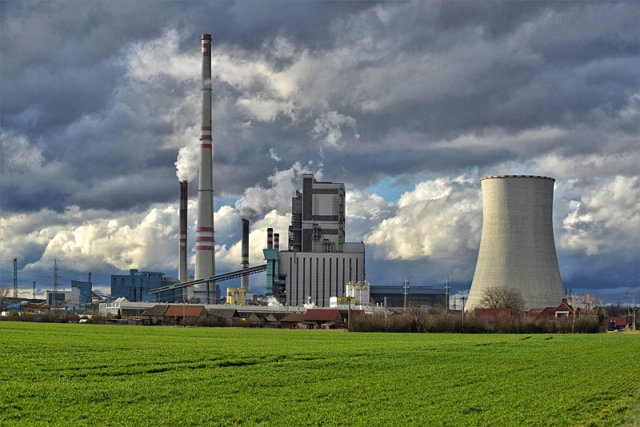 Výstavbu dvou odsiřovacích linek všech šesti výrobních bloků Teplárny Energotrans (bývalé Elektrárny Mělník I) právě dokončuje firma DIZ Bohemia, dceřiná společnost Metrostavu.