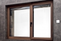 Pro okna Progression je typický bezrámový vzhled z exteriéru, takže okno ve stavbě působí minimalisticky a umožňuje vyniknout architektuře domu.