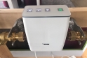 Chytrý elektronický detektor úniků vody pro domácnosti RE.GUARD od firmy REHAU