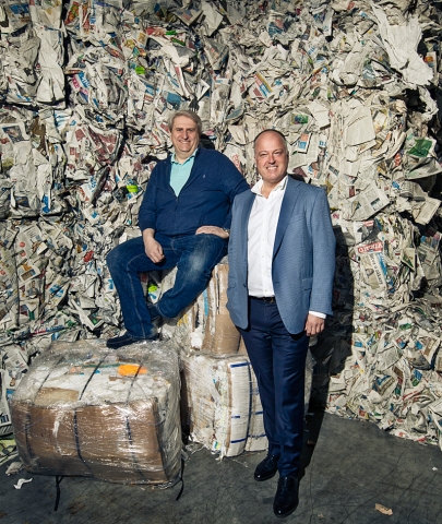 Firma CIUR recykluje papír a získává z něj celulózová vlákna, která slouží například k tepelné izolaci budov. V tomto roce je firma nominována mezi finalisty soutěže ENERGY GLOBE 2021, v kategorii OHEŇ.