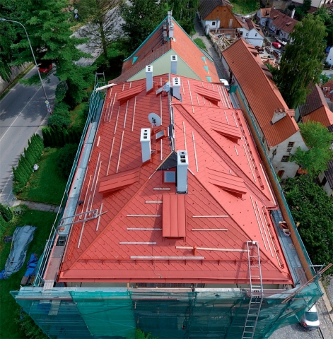Památkově chráněný dům v Českém Krumlově bude nově chránit střecha PREFA