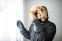 Pozor, chladné dny se blíží. A nevyhovujícími okny může unikat až polovina tepla!