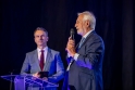Konferenci zahájil předseda představenstva SOVAK ČR Ing. Miloslav Vostrý, vlevo moderátor Radovan Erben