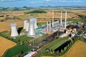 V Elektrárně Počerady probíhá od jara 2011 stavba paroplynového zdroje – na snímku je jeho vizualizace zasazená do areálu stávající elektrárny 