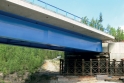 Pohled na vybetonovaný most na provizorních opěrách